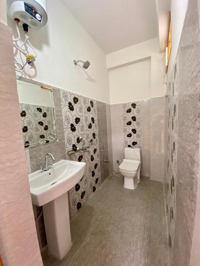 Munsyari Hotel Mansarovar Inn מראה חיצוני תמונה