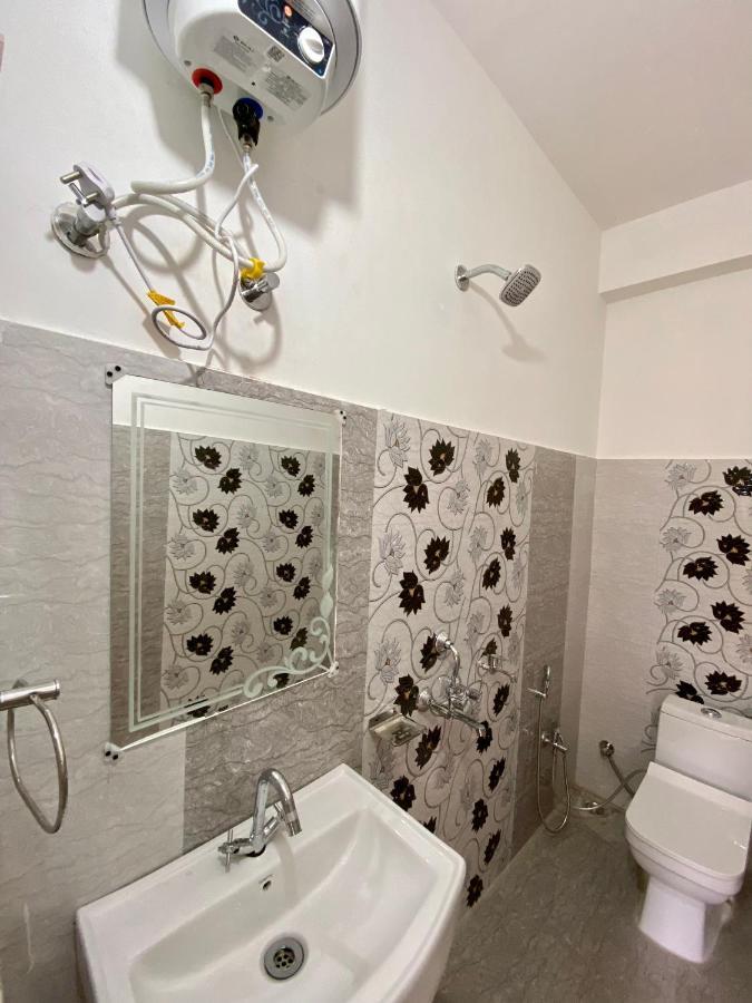 Munsyari Hotel Mansarovar Inn מראה חיצוני תמונה
