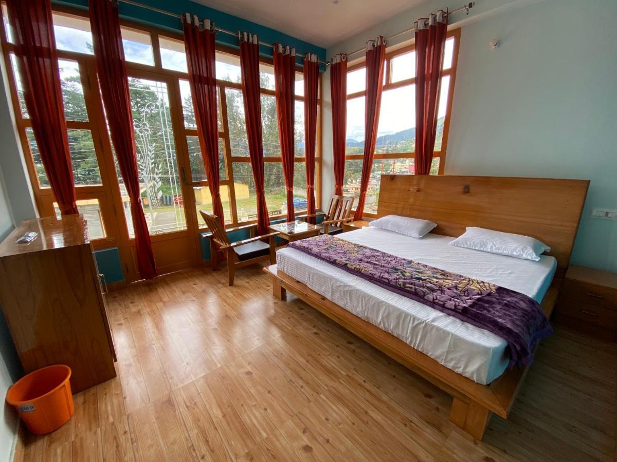 Munsyari Hotel Mansarovar Inn מראה חיצוני תמונה