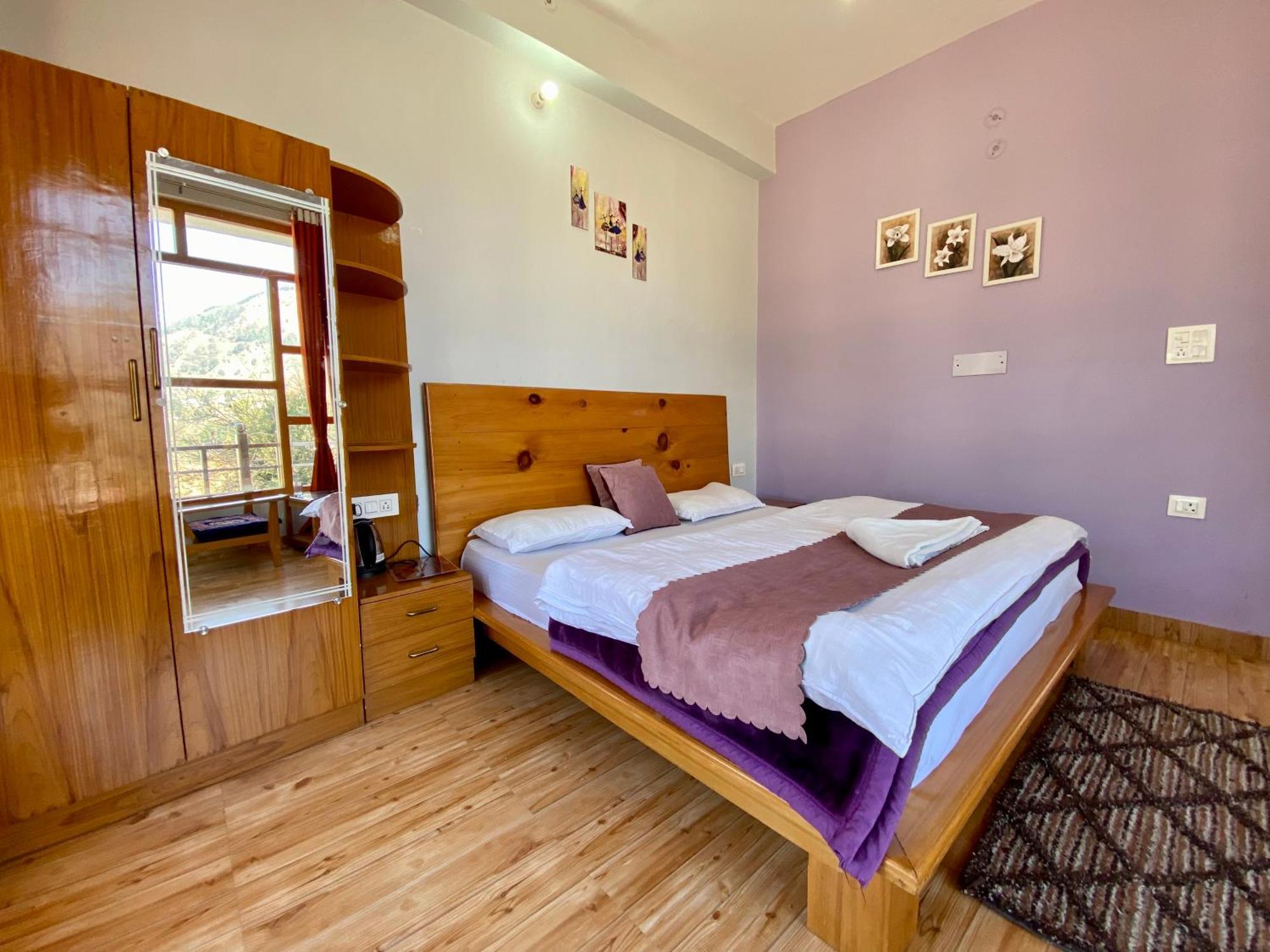 Munsyari Hotel Mansarovar Inn מראה חיצוני תמונה